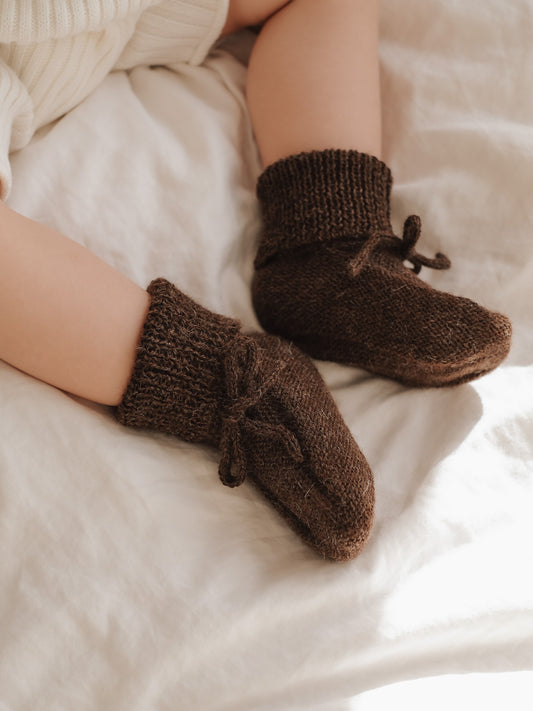 Baby Alpaka Strickschuhe 'Baby Bootis Mocha' 0-6 Monate
