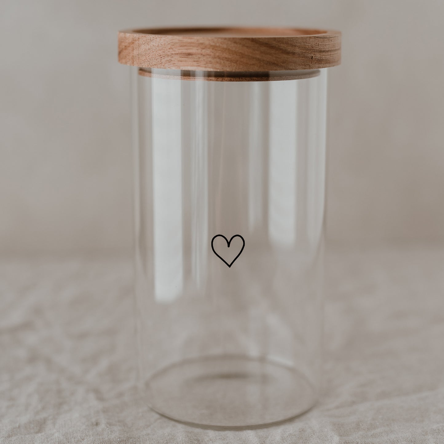 Vorratsglas 'Herz' in Schwarz, 19 cm