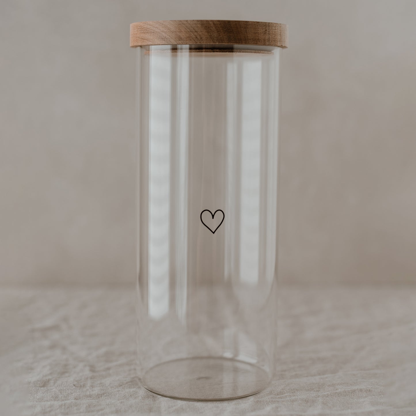 Vorratsglas 'Herz' in Schwarz, 25 cm