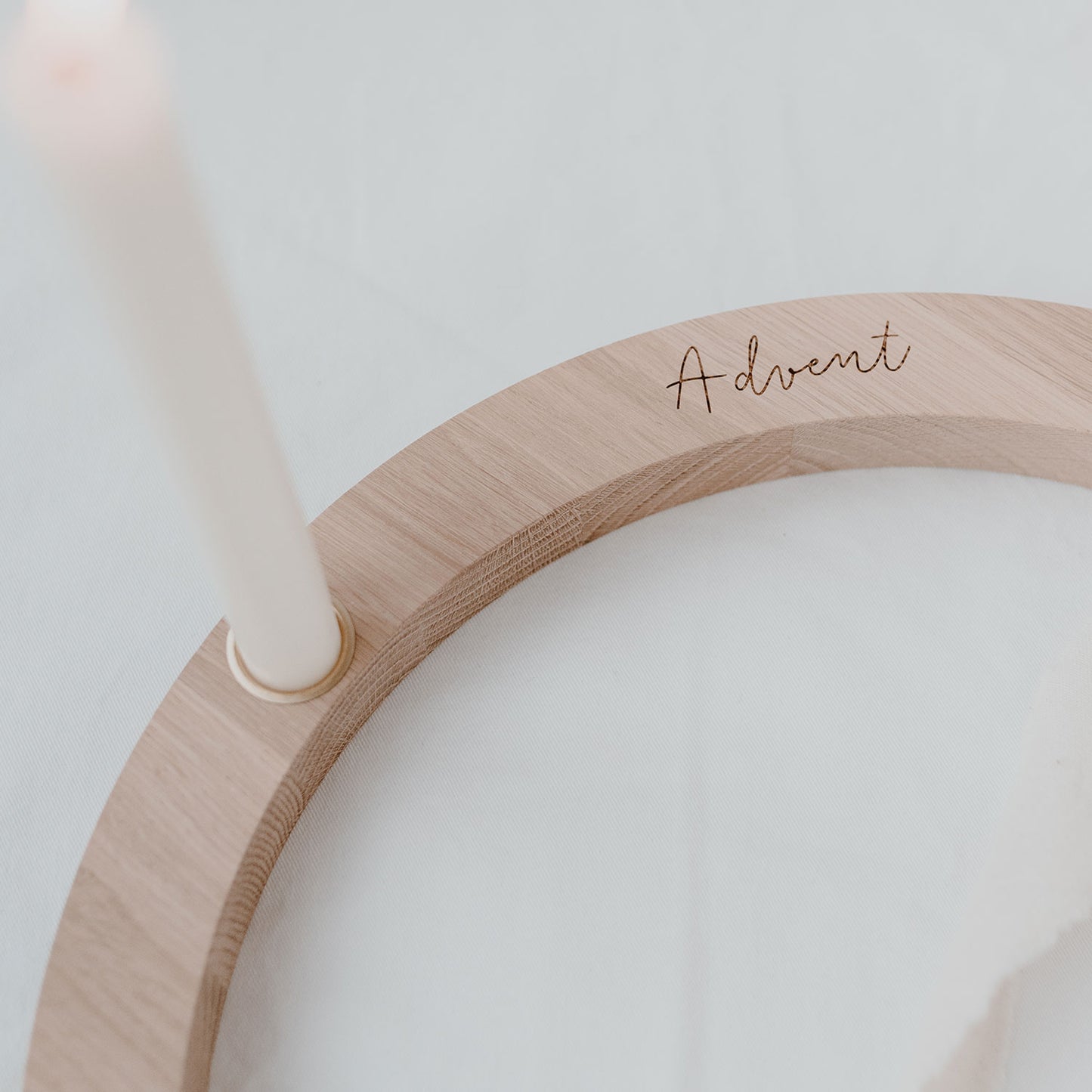 Adventskranz aus Eichenholz 'Advent Advent'