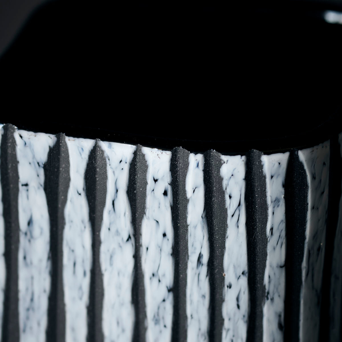Vase 'Surat' Schwarz, H 20cm