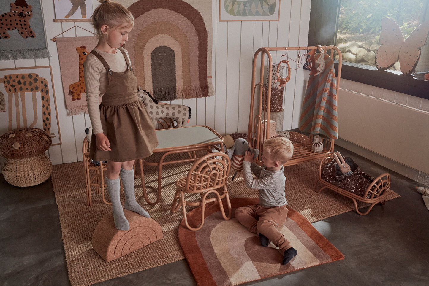 Puppenbett 'Regenbogen' aus Rattan