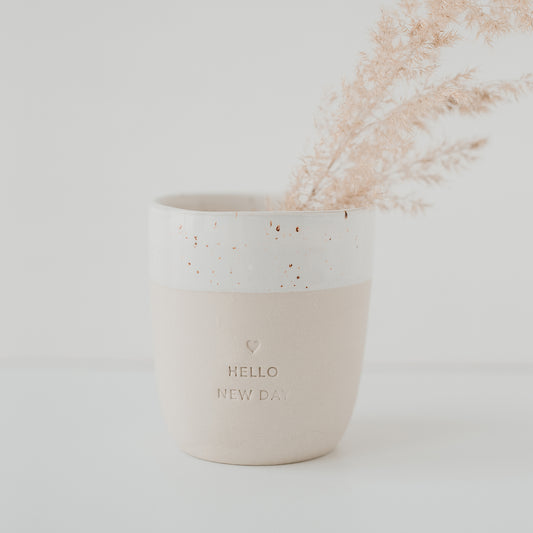 Becher 'Hello New Day'