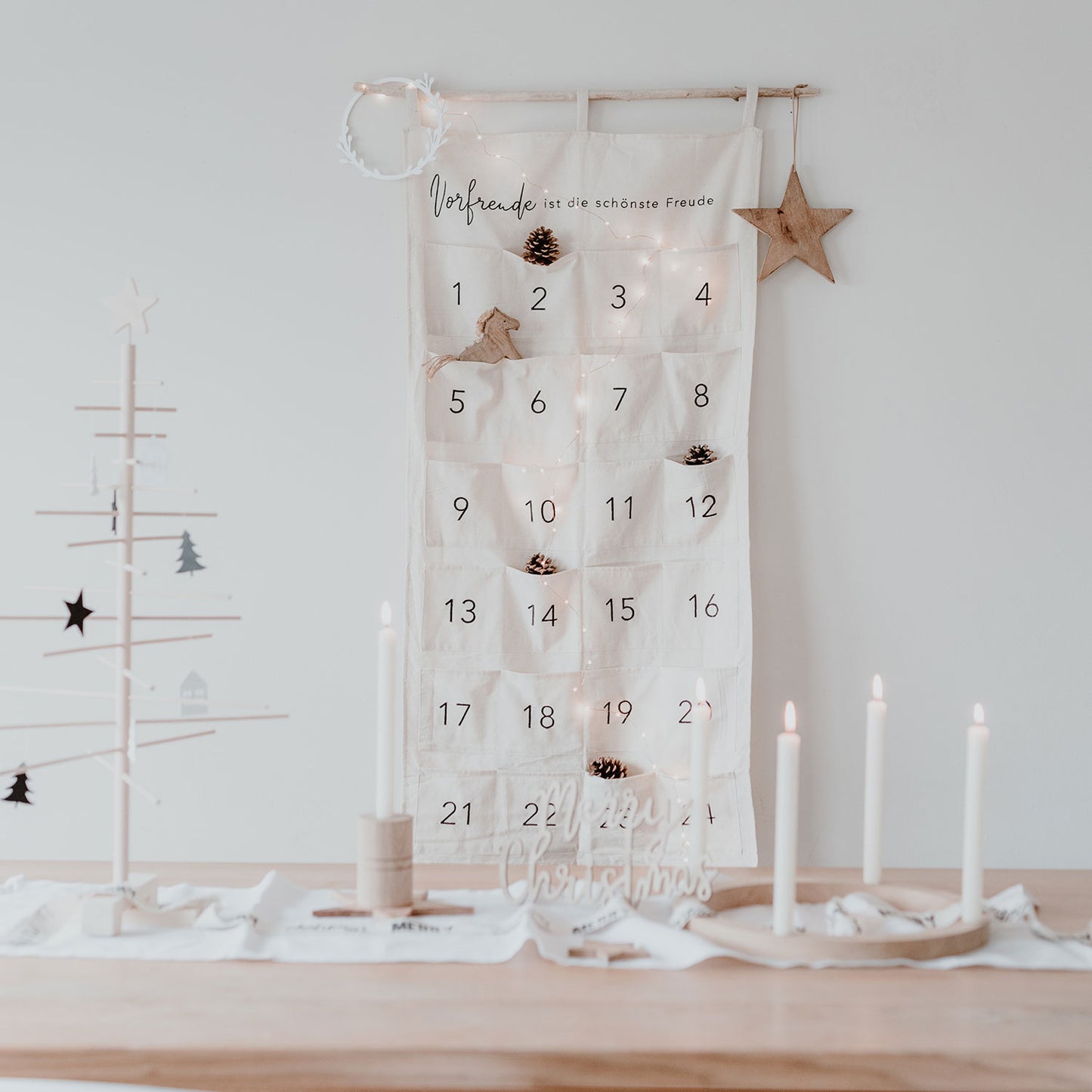 Adventskalender 'Vorfreude' in Creme