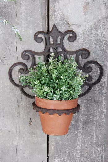 Blumentopfhalter aus Gusseisen