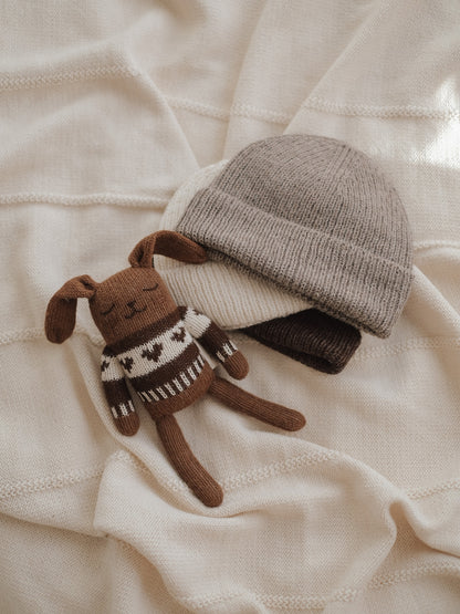 Stricktier Alpakawolle 'Hase Mocha Pullover'